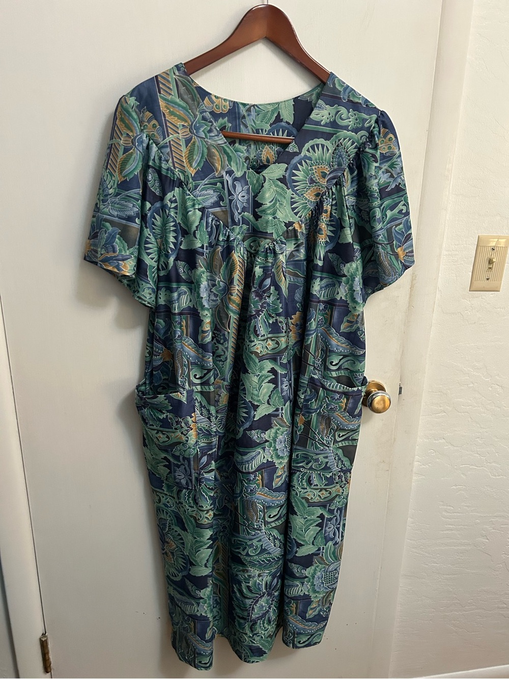 VTG 80s House Dress Muumuu Pullover Womens 2X Green Blue Floral Lounger Kaftan